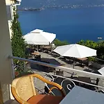Dimitra K Pensión Kommeno (Corfu)