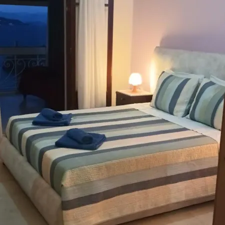 Dimitra Seaview K 4* 코메넌