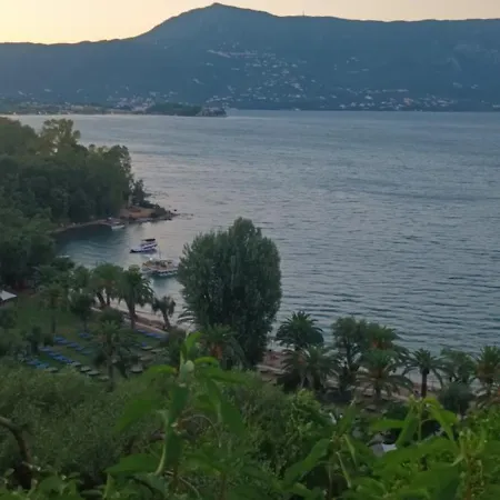 Гостевой дом Dimitra Seaview K Коммено