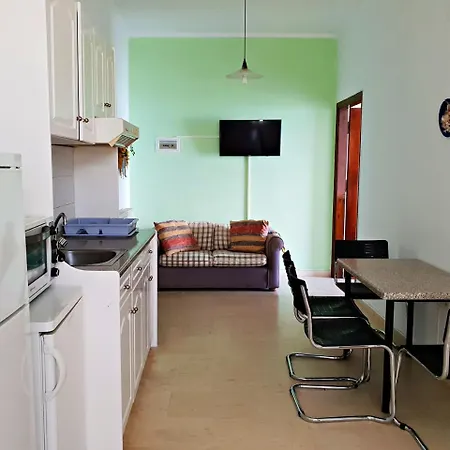 Dimitra K Pensionat Kommeno (Corfu)
