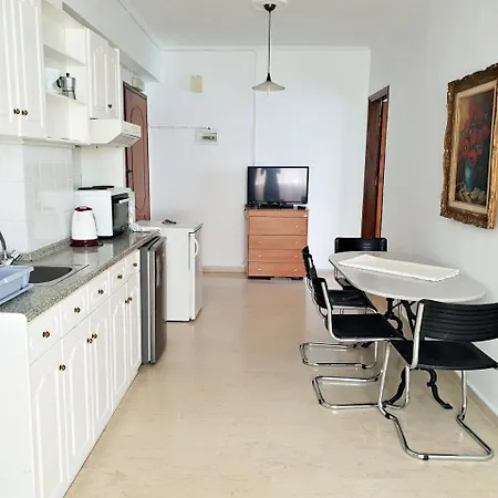 게스트하우스 Dimitra Seaview Apartments K 4*